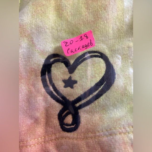 Pride By JoJo Women L Large 11-13 Fleece Shorts Heart Tie Dye Pockets Drawstring - Picture 11 of 11